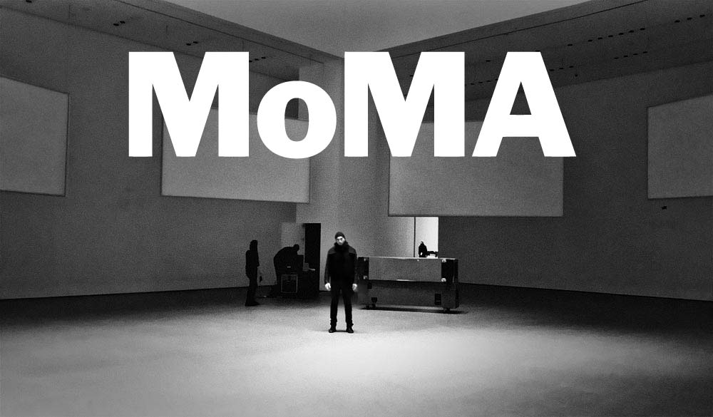 MOMA TOP PLAX